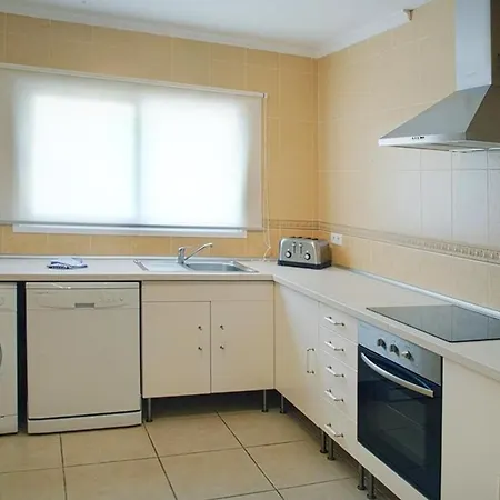 Lurie 6 Apartman Jalón